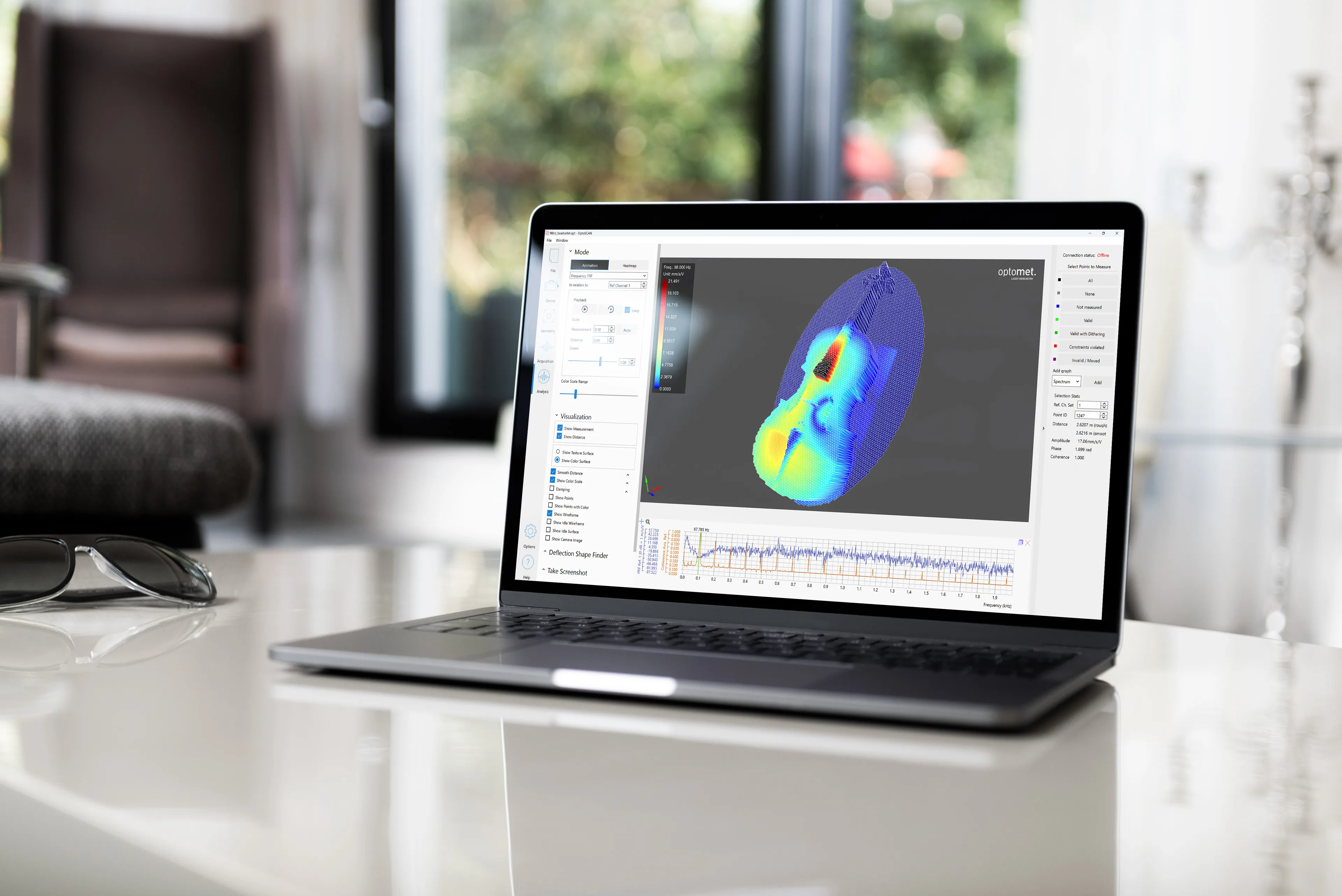 Logiciel d’analyse par vibrométrie laser affichant sur un ordinateur portable une forme vibratoire mesurée.